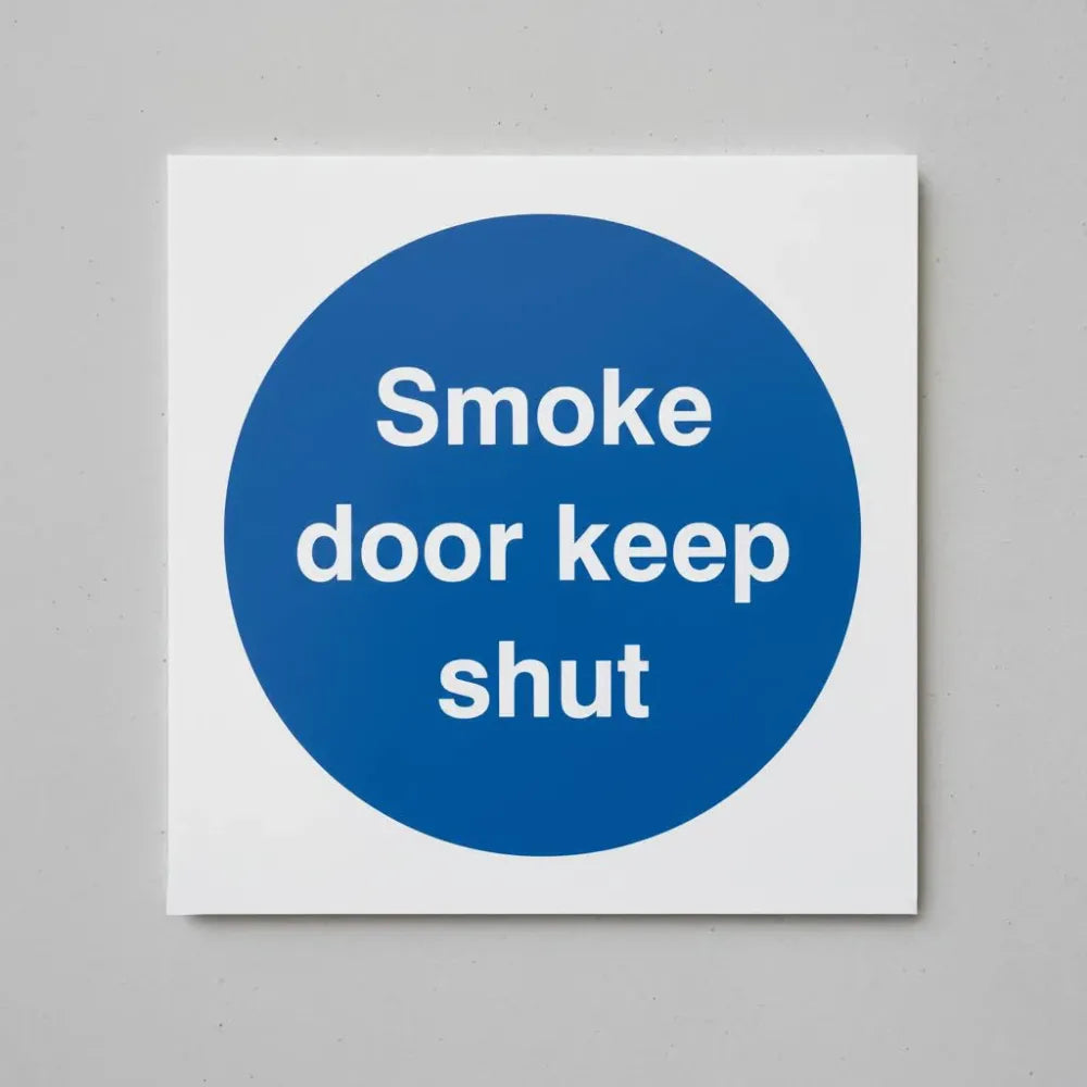 Smoke door keep shut