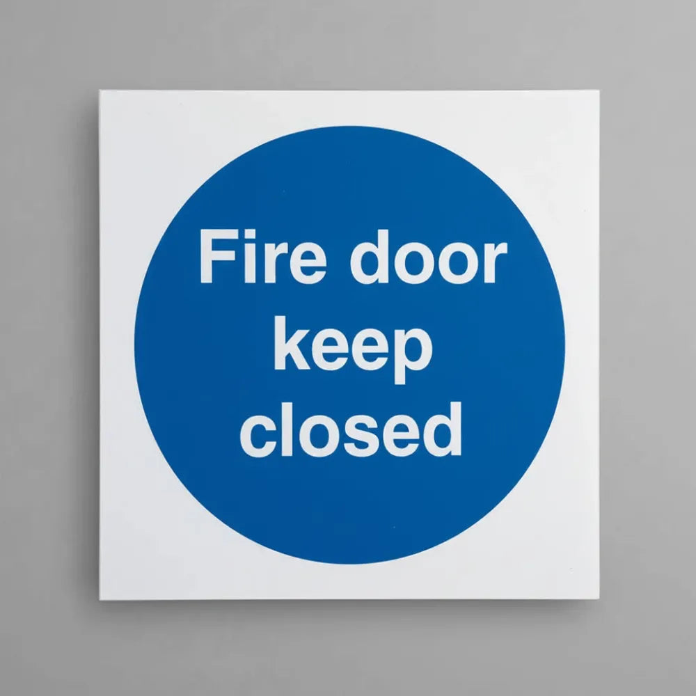 81616B Fire door keep closed Quick-Fix Rigid PVC with SAV Backing (80x80mm) Safety Sign