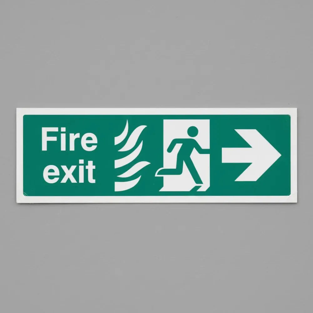 Fire exit arrow right - HTM