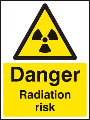 24462E Danger radiation risk Self Adhesive Vinyl (200x150mm) Safety Sign