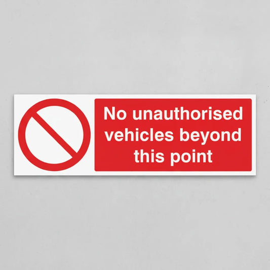 No unauthorised vehicles beyond this point