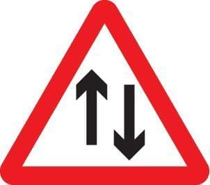 57758 Two way traffic class R2 Permanent 600mm triangle (3mm aluminium composite) Safety Sign