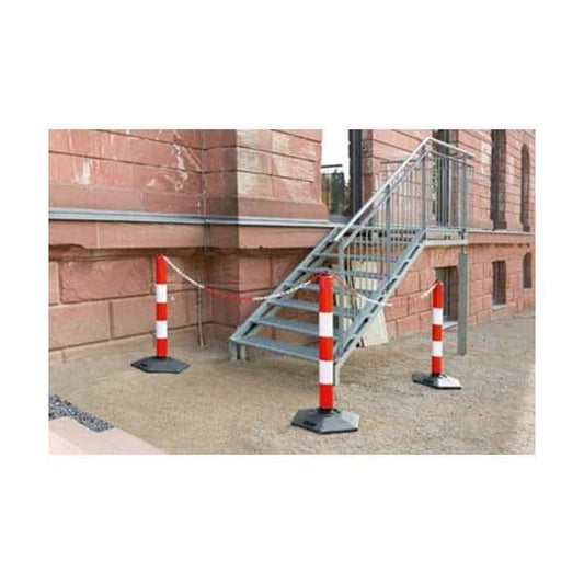 58928 Heavy duty chain post 1000mm high red & white c/w 8.5kg base (570mm dia)