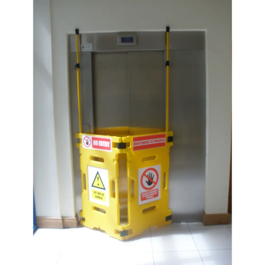 Elevator gard 2 panels 660x1100mm each
