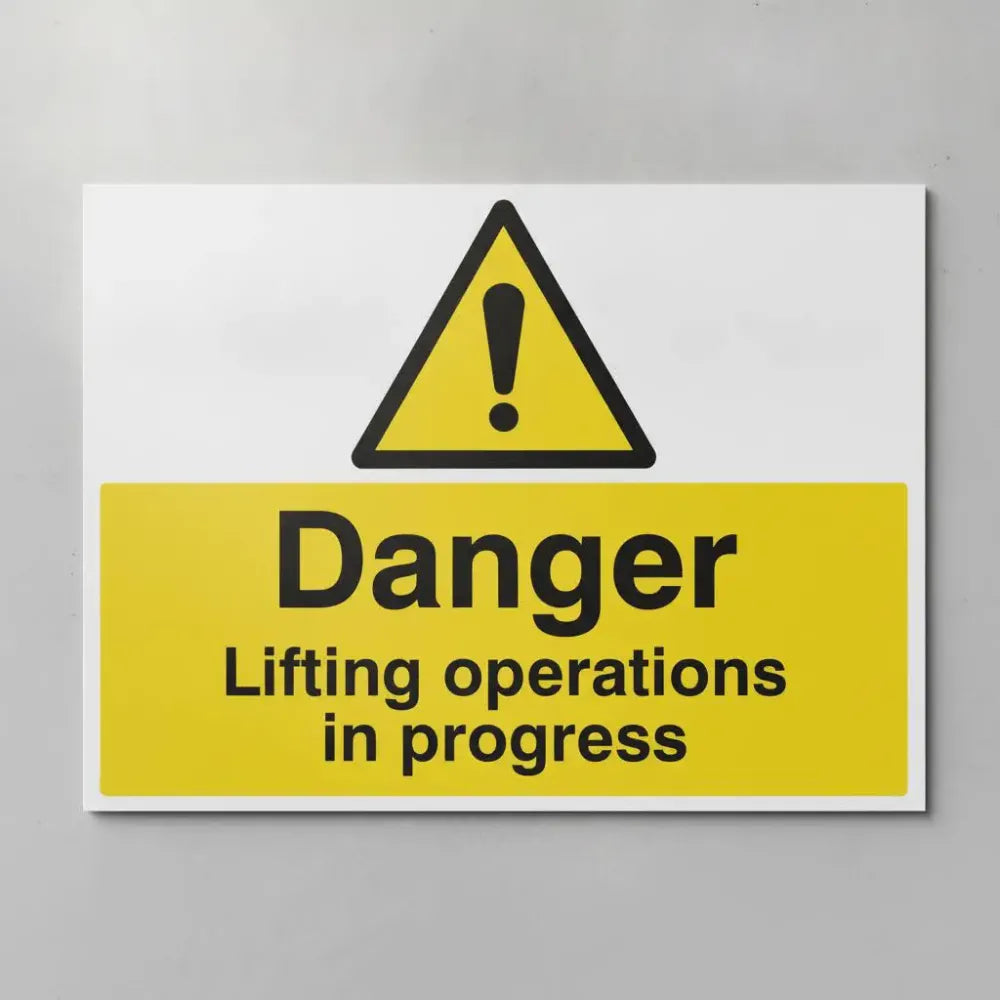 16680Q Danger Lifting operations in progress Rigid Plastic (600x450mm) Safety Sign